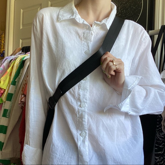 ✨SOLD✨ bugatti black & tan bag - Picture 2 of 6